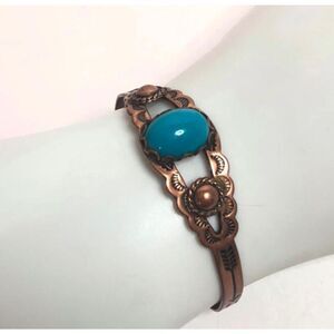 1507 Vintage solid copper faux turquoise cuff bracelet 6"